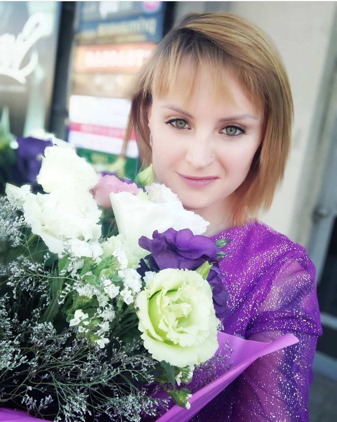 Сверкающее платье на торжество