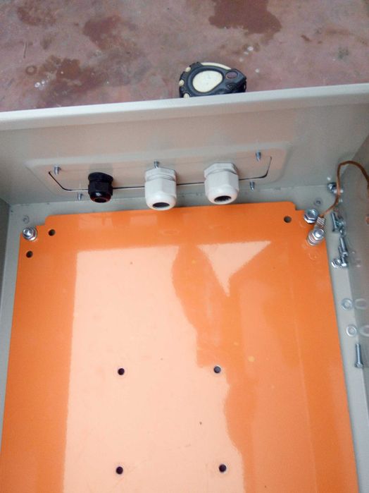 Щит электрический ( метал.)