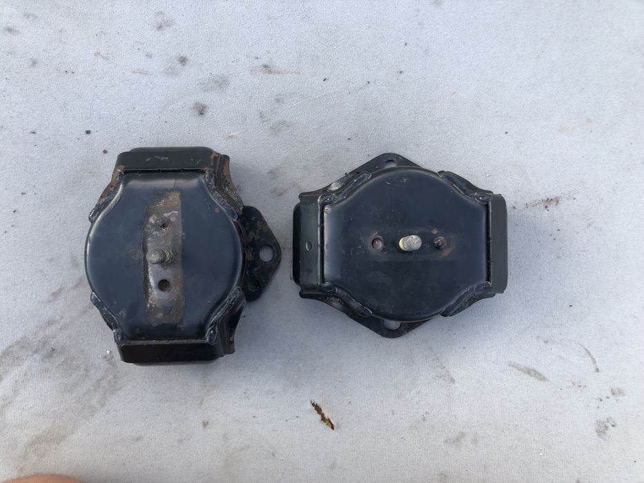 Подушка двигателя Mitsubishi Pajero Wagon Паджеро Вагон 2000-2019