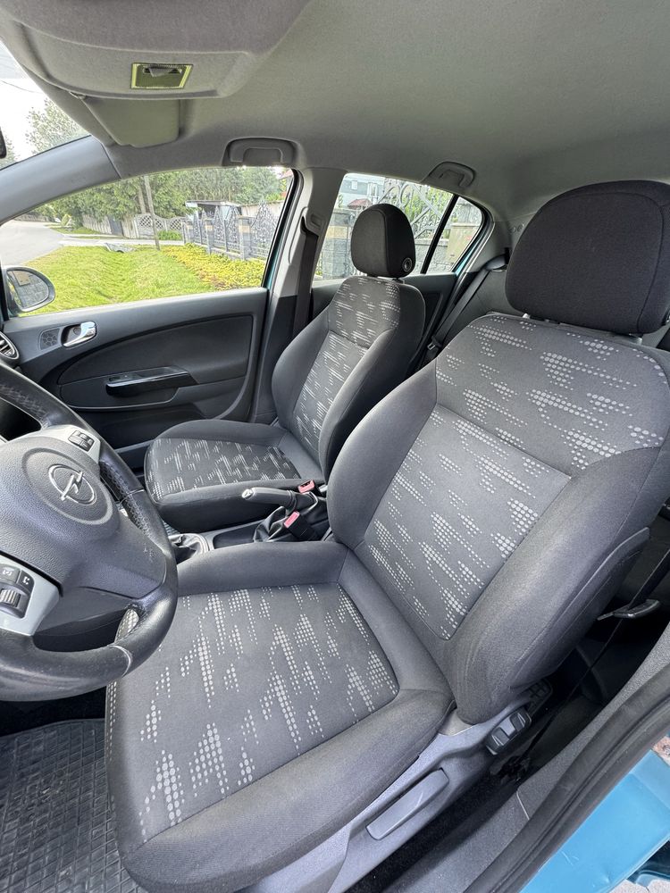 Opel corsa 1.4 benzyna