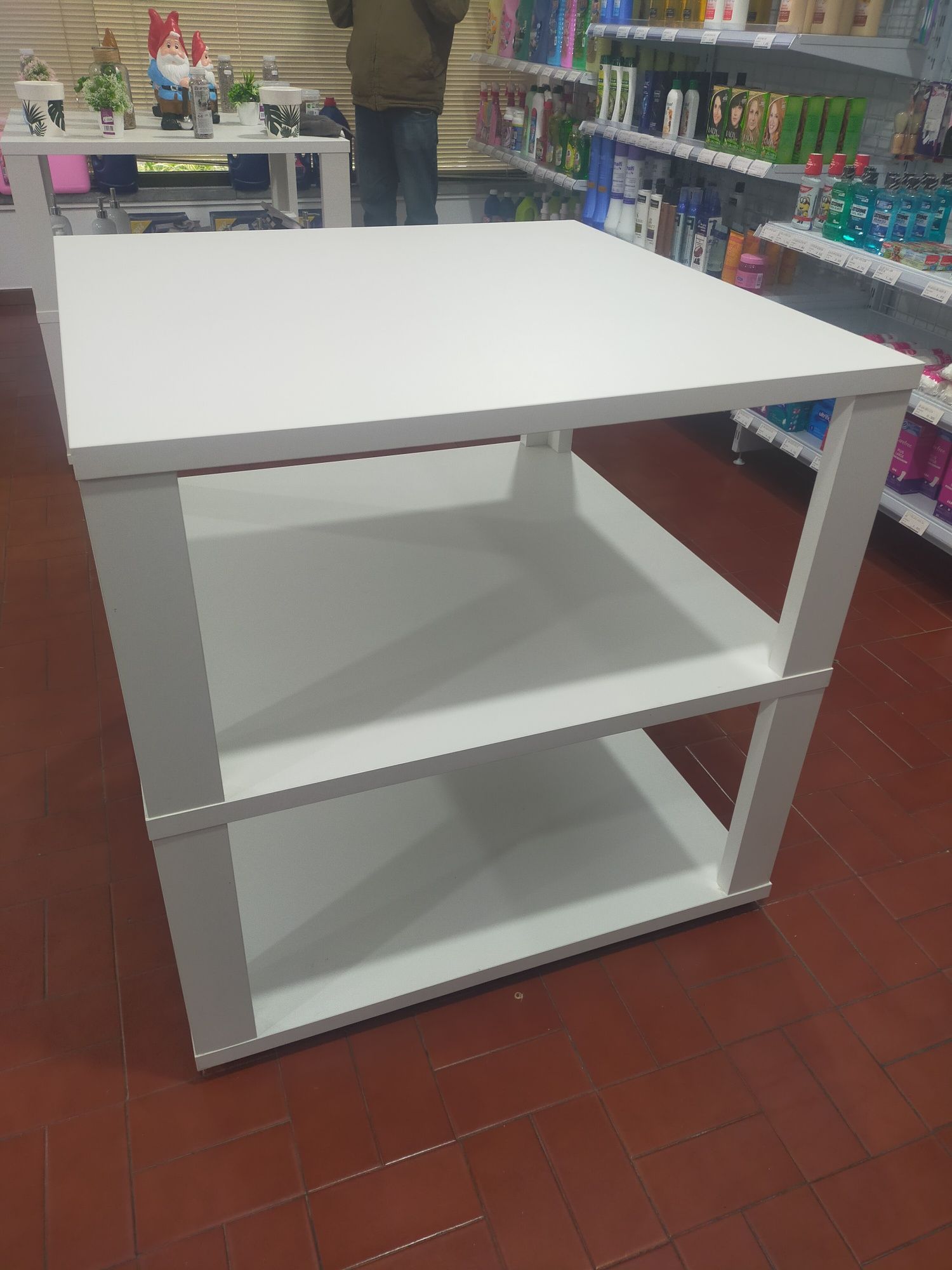 Mesa branca 90x90 cm