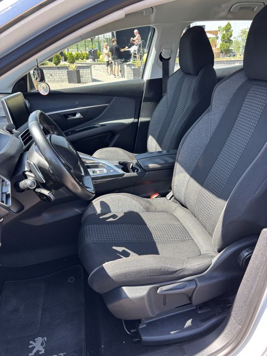 2018 Peugeot 3008