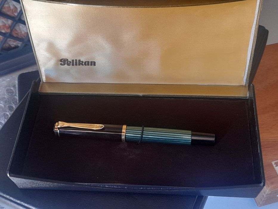 Caneta tinteiro Pelikan 400 verde vintage