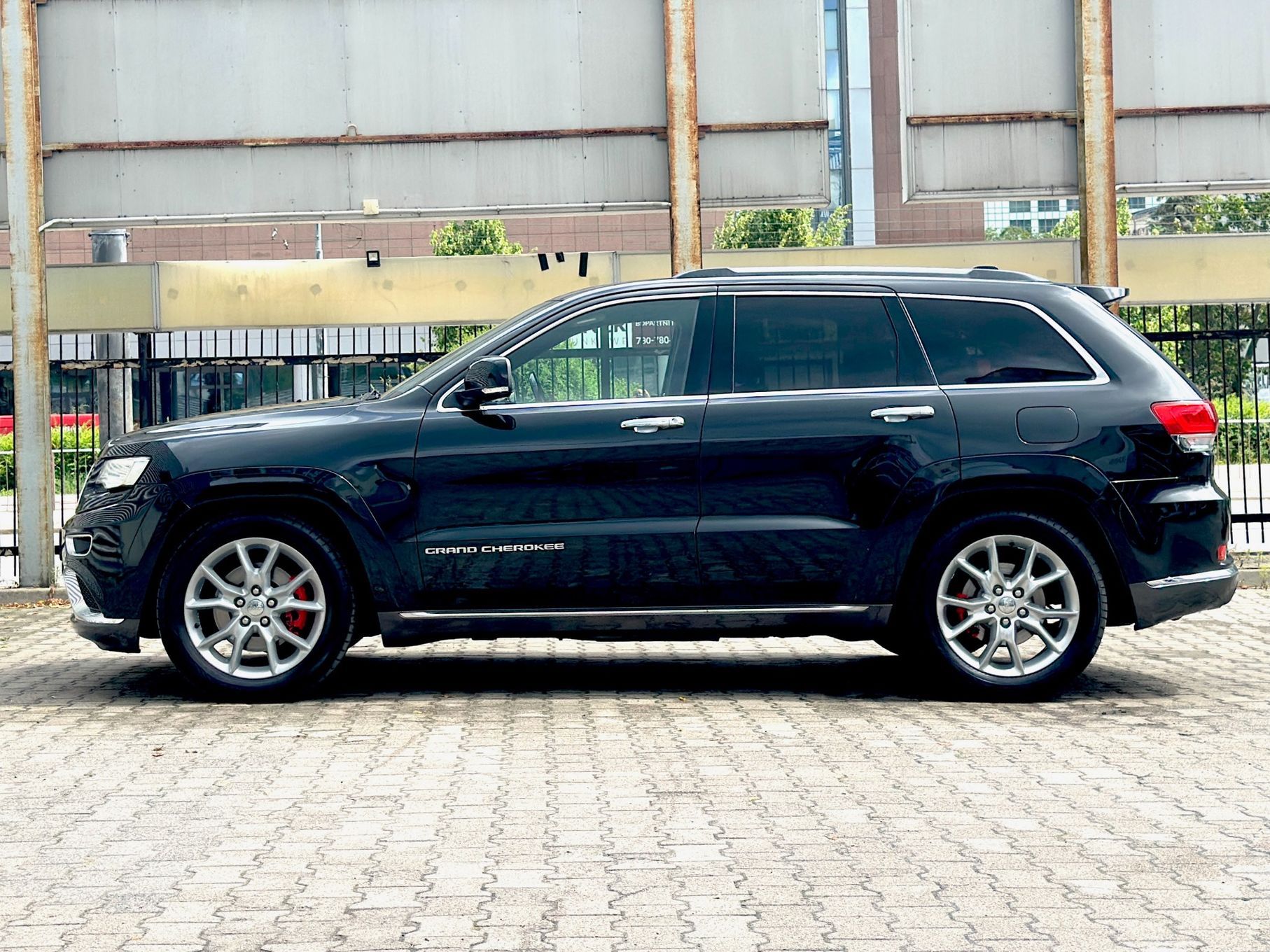 Jeep Grand Cherokee JGC Summit z Polskiego Salonu, Bezwypadkowy, ACC, Pneumatyka, LPG