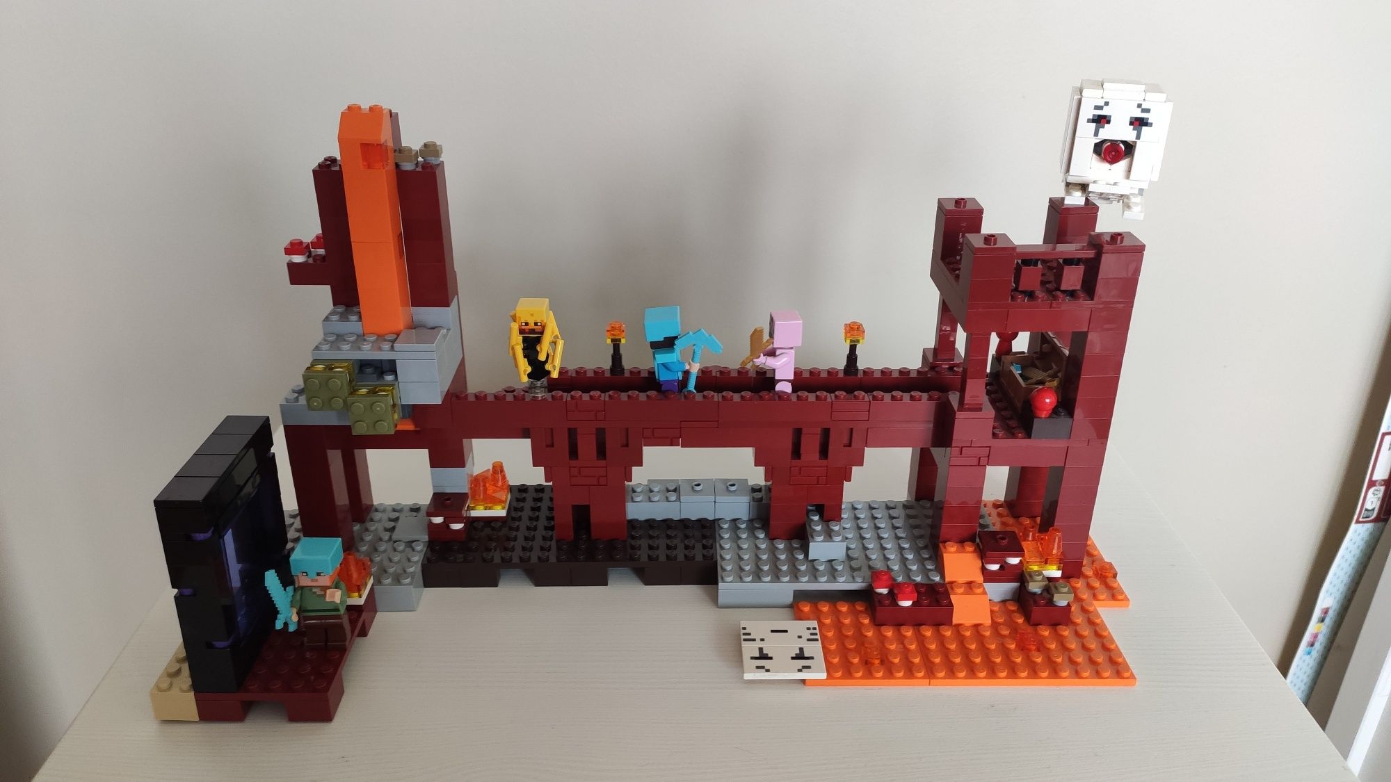 LEGO Minecraft 21122 Forteca Netheru kompletne