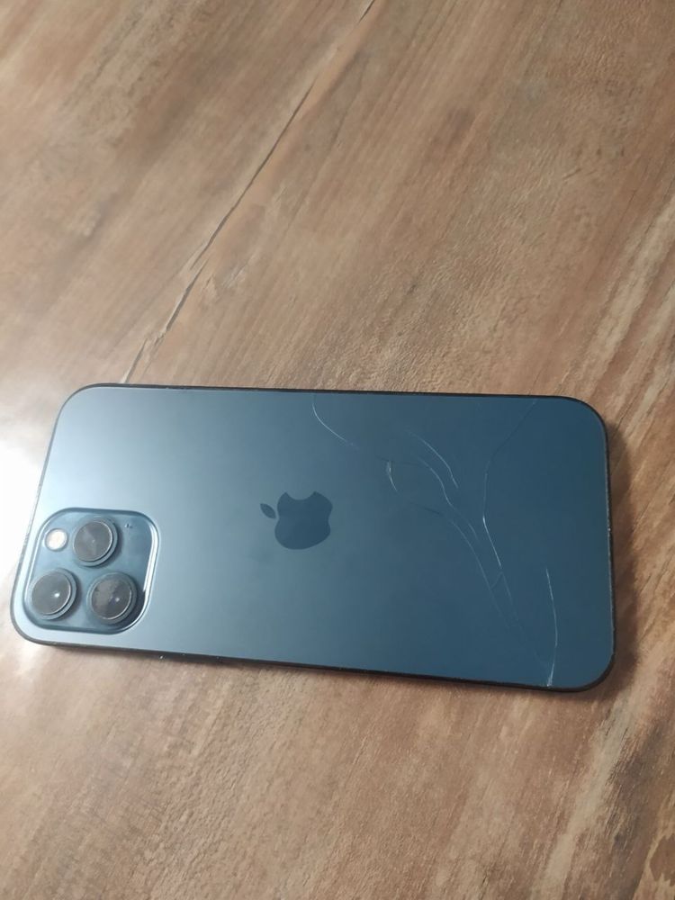 Продам айфон 12 про макс 128 gb