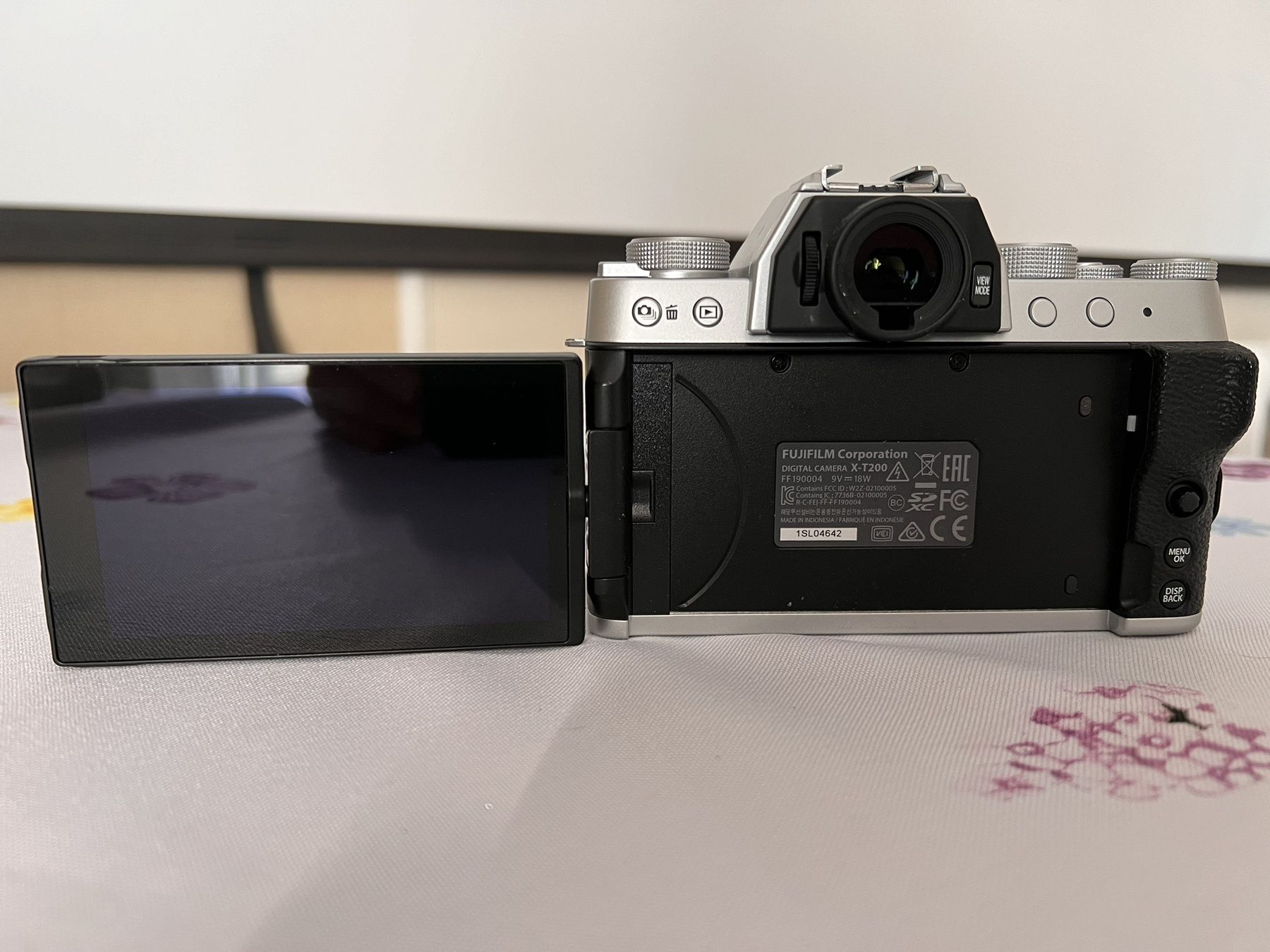 Фотоапарат Fujifilm X-T200