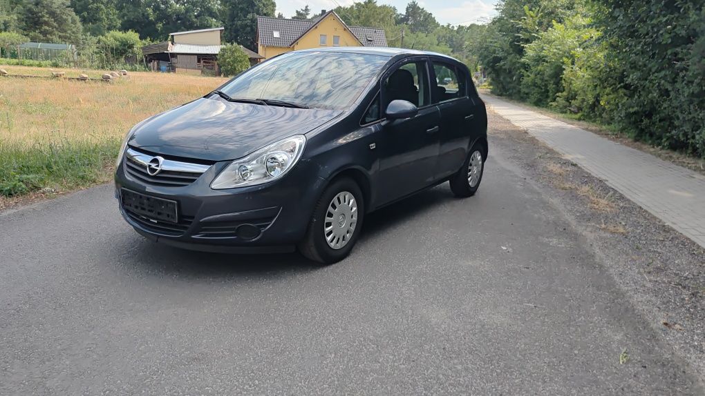 Opel Corsa 1.4 Benzyna  5 drzwi,        Bez Rdzy