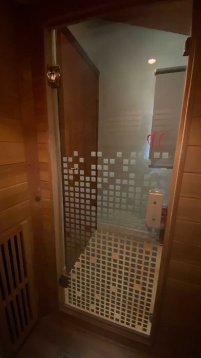 Sauna portátil c/ LEDs, rádio CD e controlo de temperatura