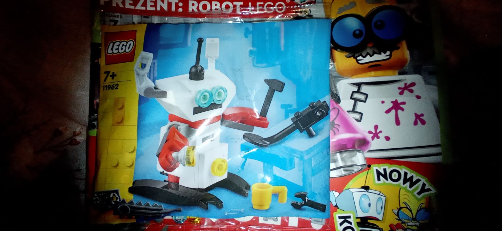 LEGO Explorer 7/2022. LEGO Robot 11962 ZESTAW