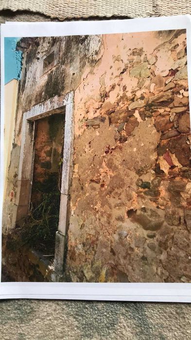 Ruína com Potencial para Moradia V2 na Lourinhã