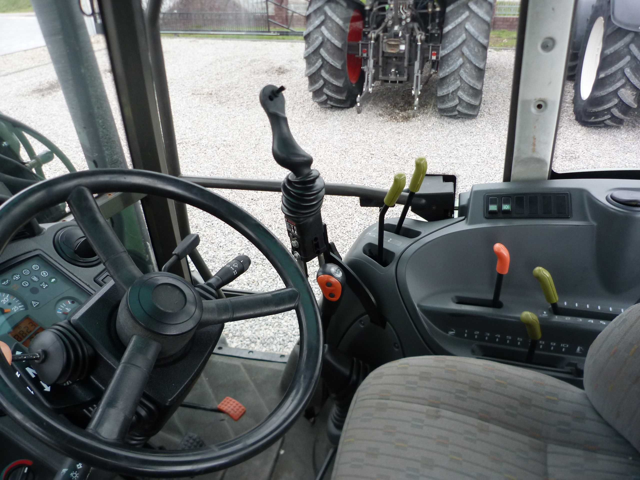 Ciągnik Rolniczy Claas Celtis 436 Rok 2006 Ładowacz czołowy MX