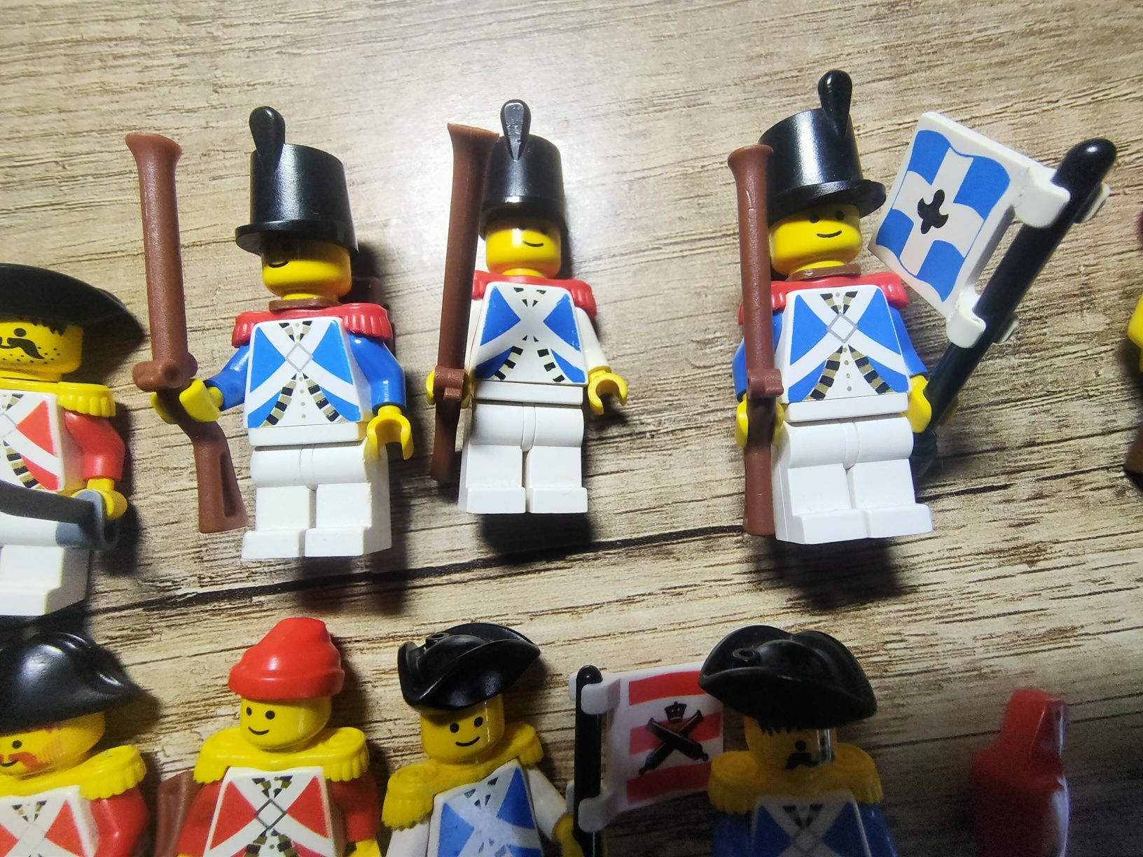 Lego pirates piraci imperial soldiers żołnierze piraci figurki