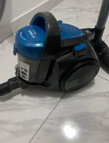 Stan idelany! Bosch bezworkowy odkurzacz nowy model