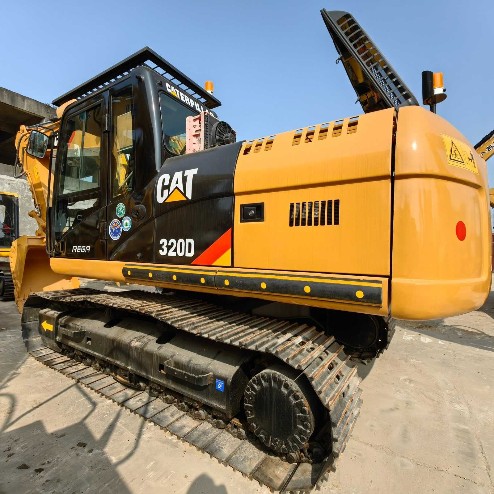 CAT 320d Caterpillar koparka gąsienicowa jak NOWA Gwarancja