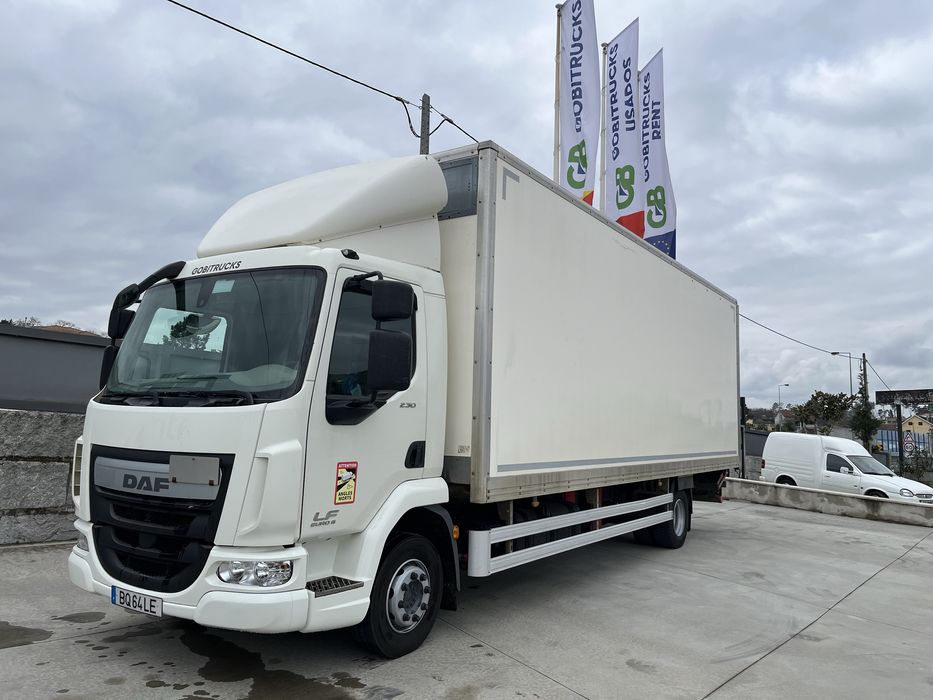 DAF LF230, 7.50m c/plat.elev., 2017