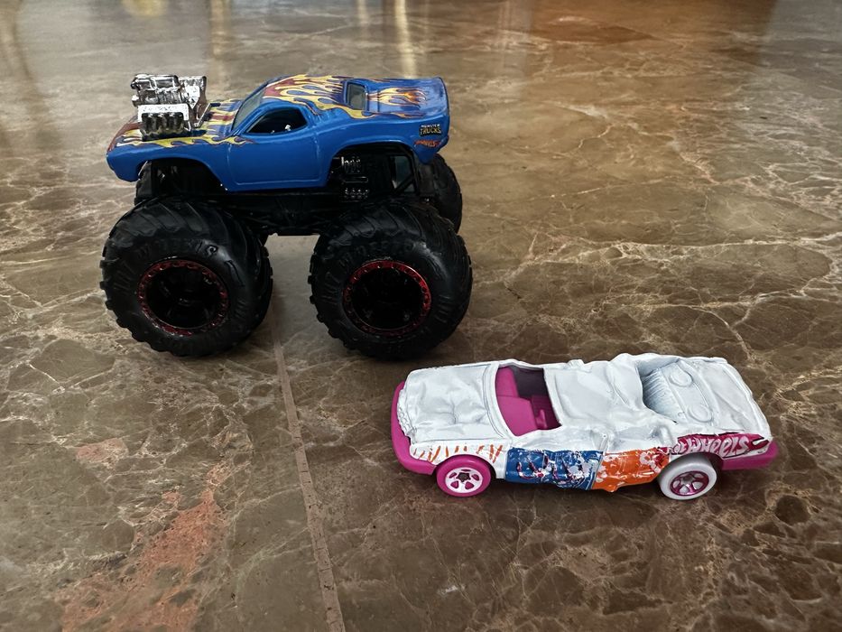 Hotwheels monster trucks