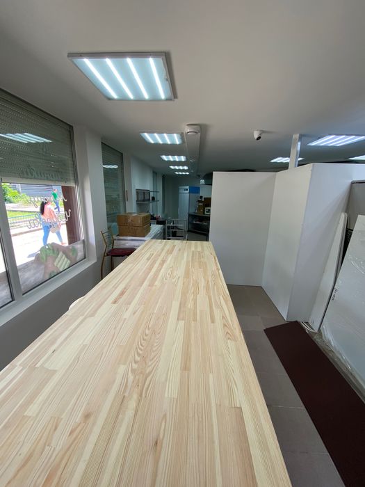 81 м² вихід з метро Героїв Праці кафе, магазин