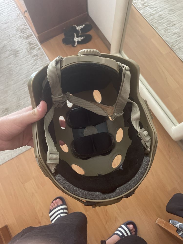Capacete de airsoft