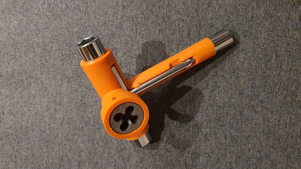Reflex multitool klucz wielofunkcyjny do deskorolki Utilitool Skateboa