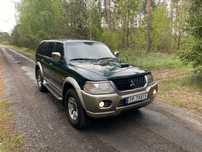 Mitsubishi pegero sport