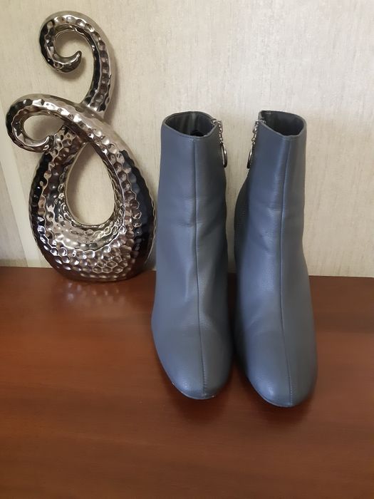 Полусапожки   40 размер