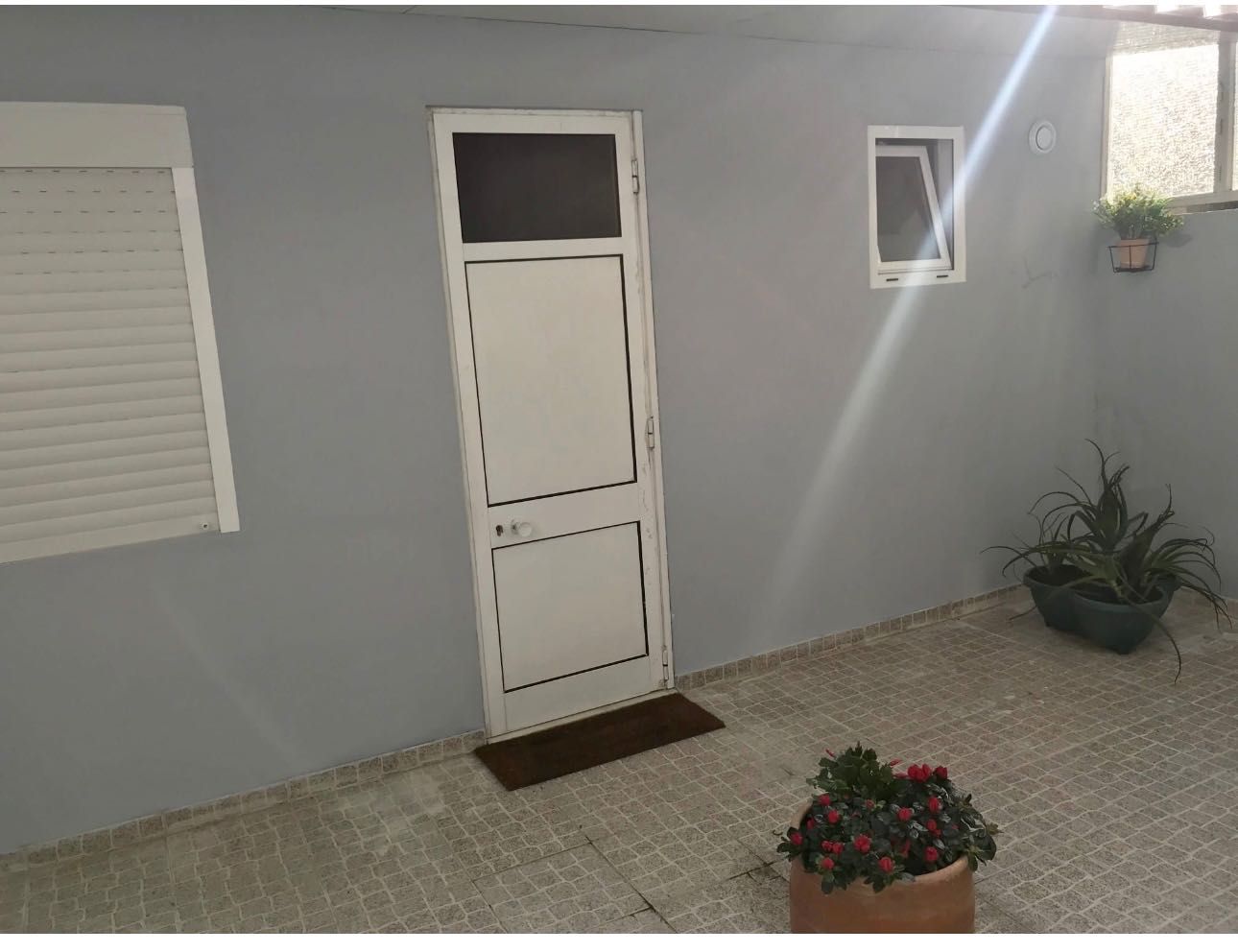 Quarto aluga-se  suite