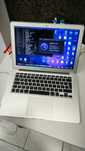 MacBook Air 13 8GB RAM i5