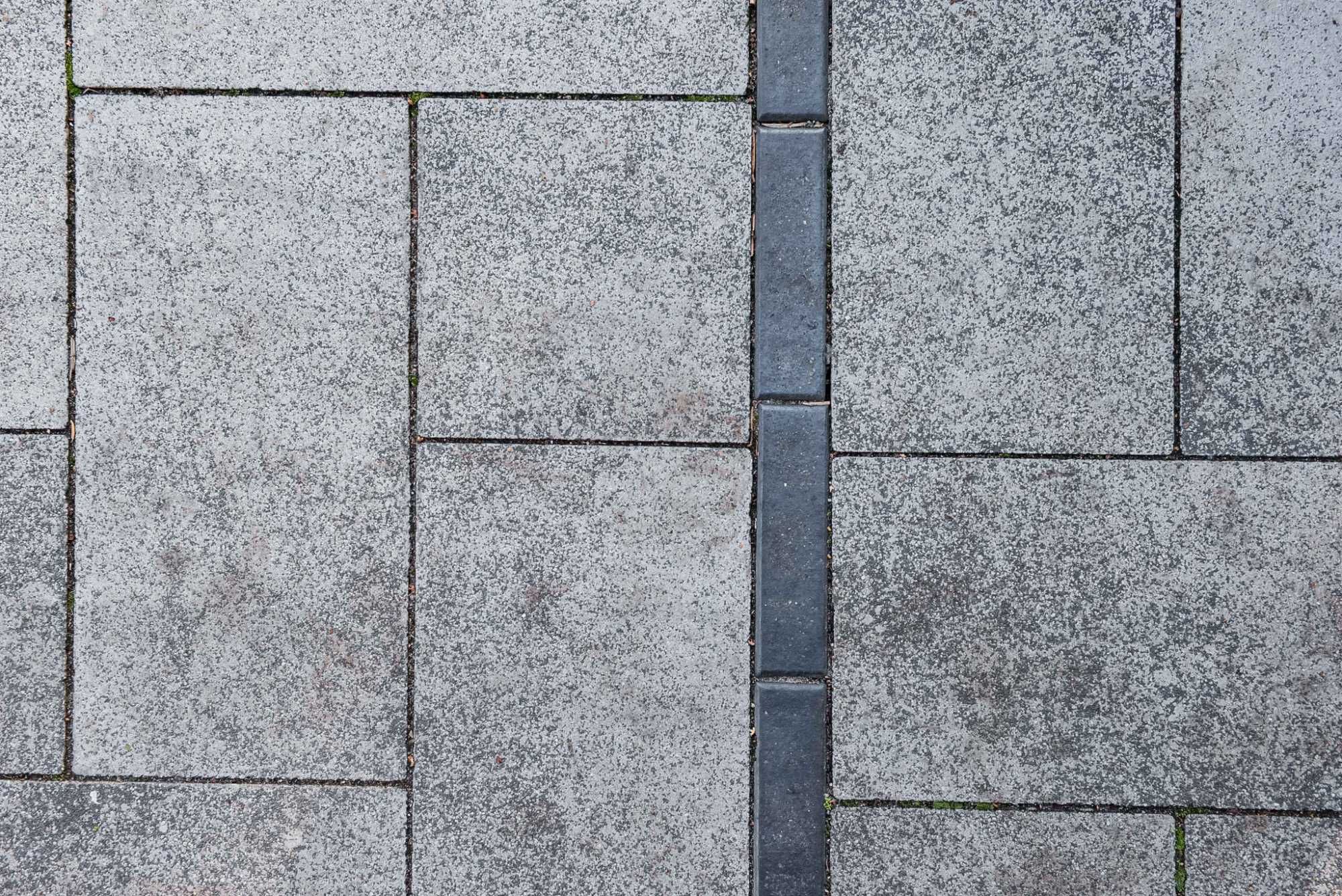Najdroższa kostka brukowa SEMMELROCK UMBRIANO grafitowobiały