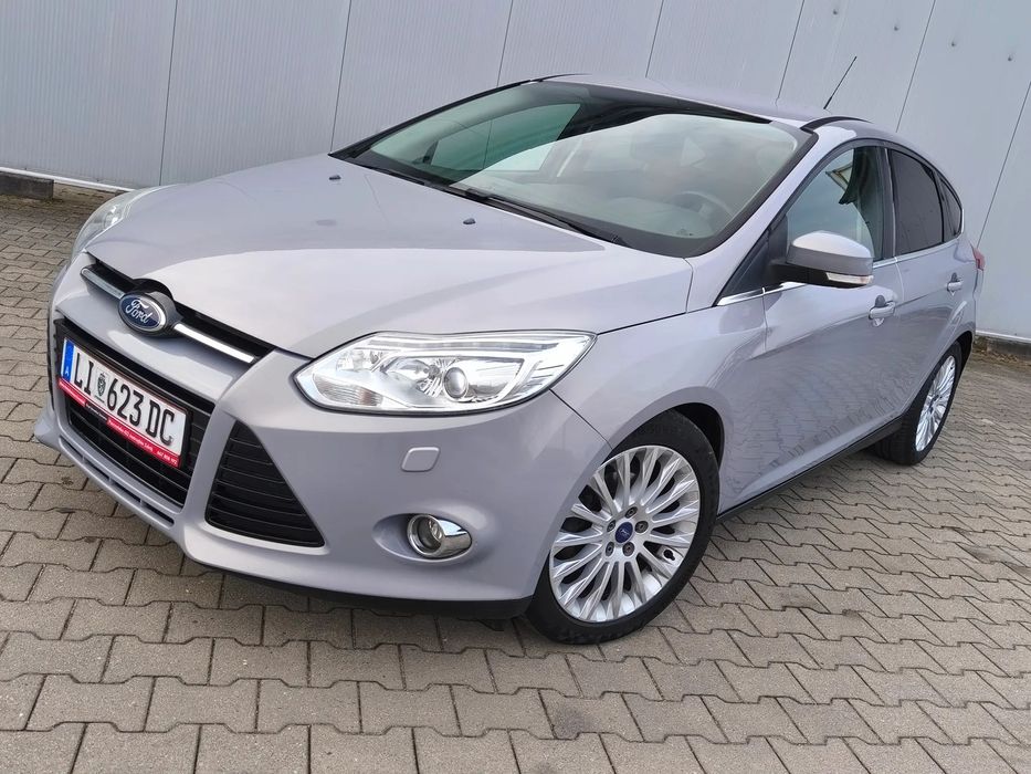 Ford Focus Titanium # ceniony # ledy # jeden właściciel # koła lato zima albumy !