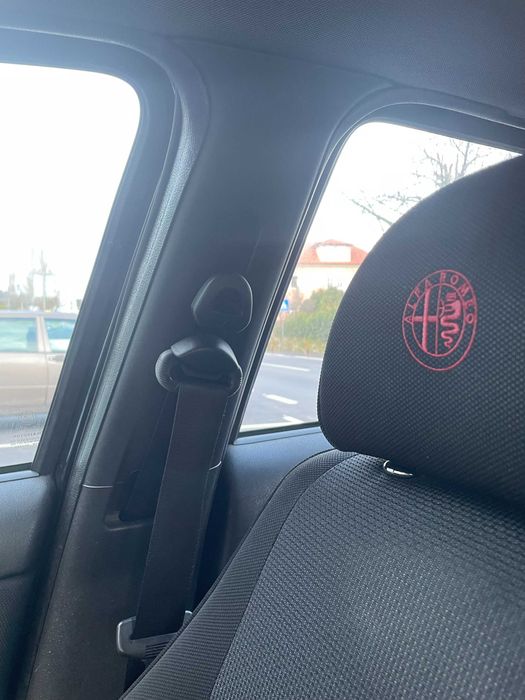 Alfa Romeo 147  Q2  1.9 JTD 16 V