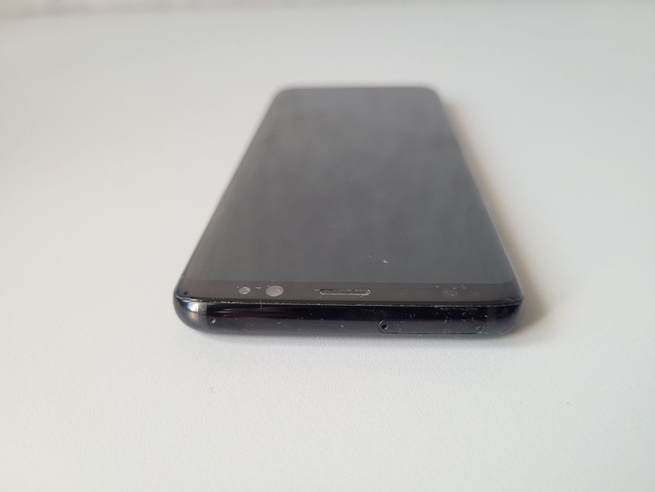 Telefon galaxy s8 sm-g950f + obudowa i szybki ochronne