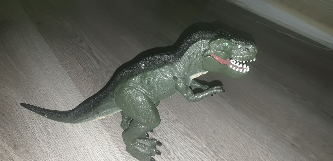 Dinozaur ryczący