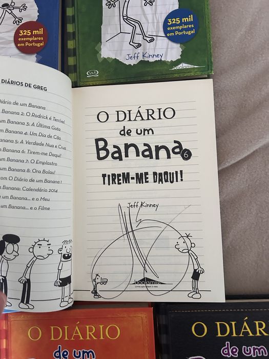 Coleção diário de um banana 1-10 assinana por autor em 2015