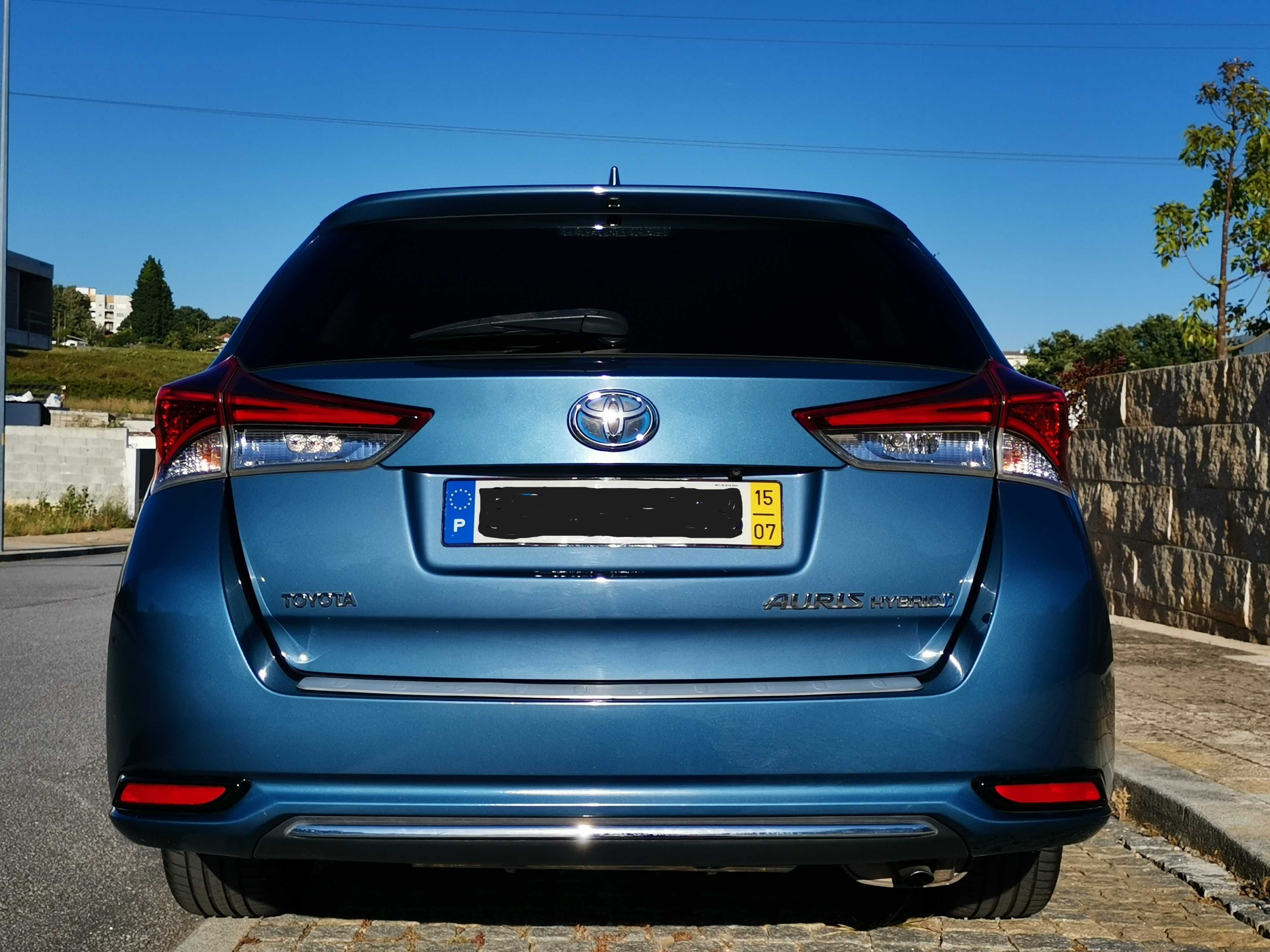 Toyota Auris Touring Sports 1.8 Híbrido Gasolina