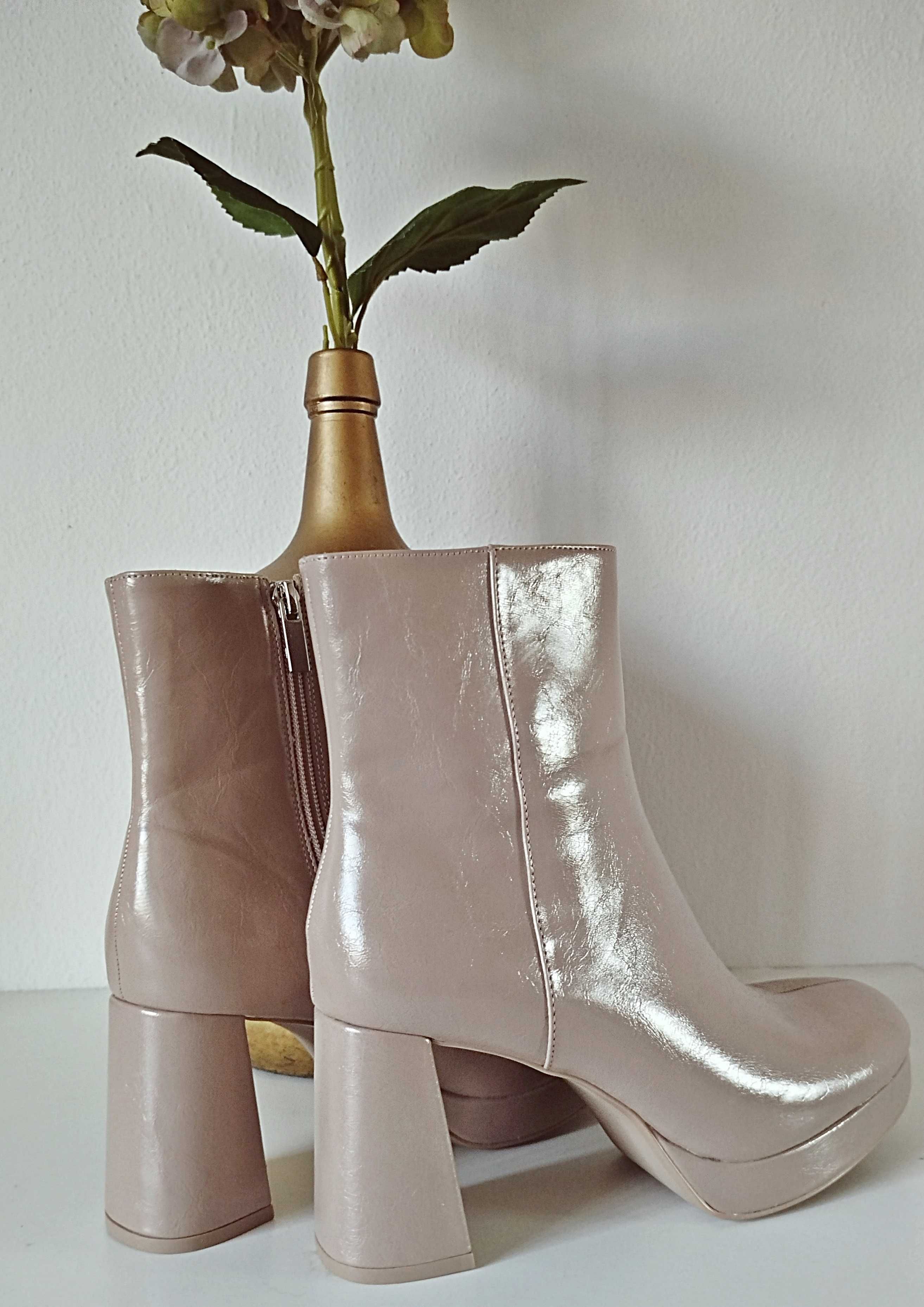 Botas Verão Stradivarius
