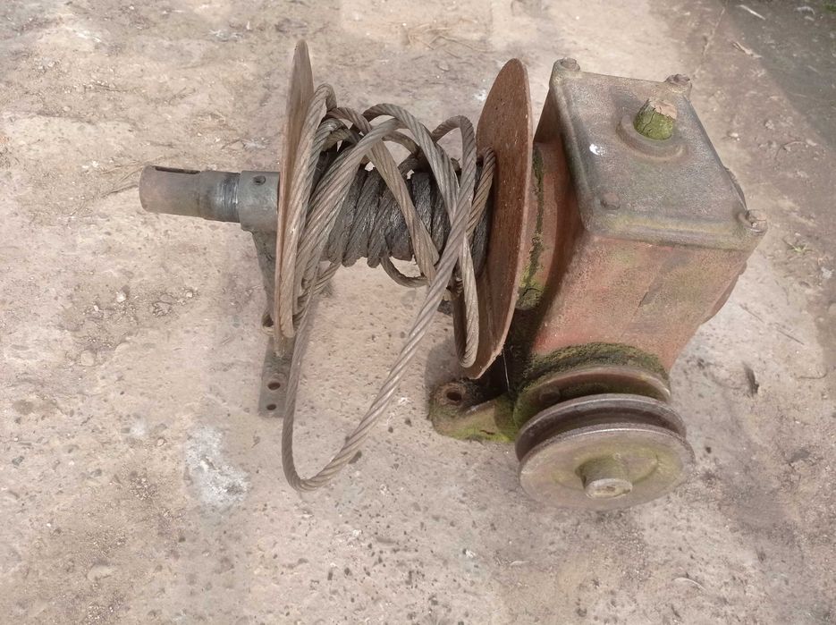 Przekładnia ślimakowa wyciągarka rozsiewacz rcw