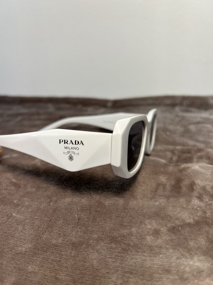 Oculos de sol NOVOS