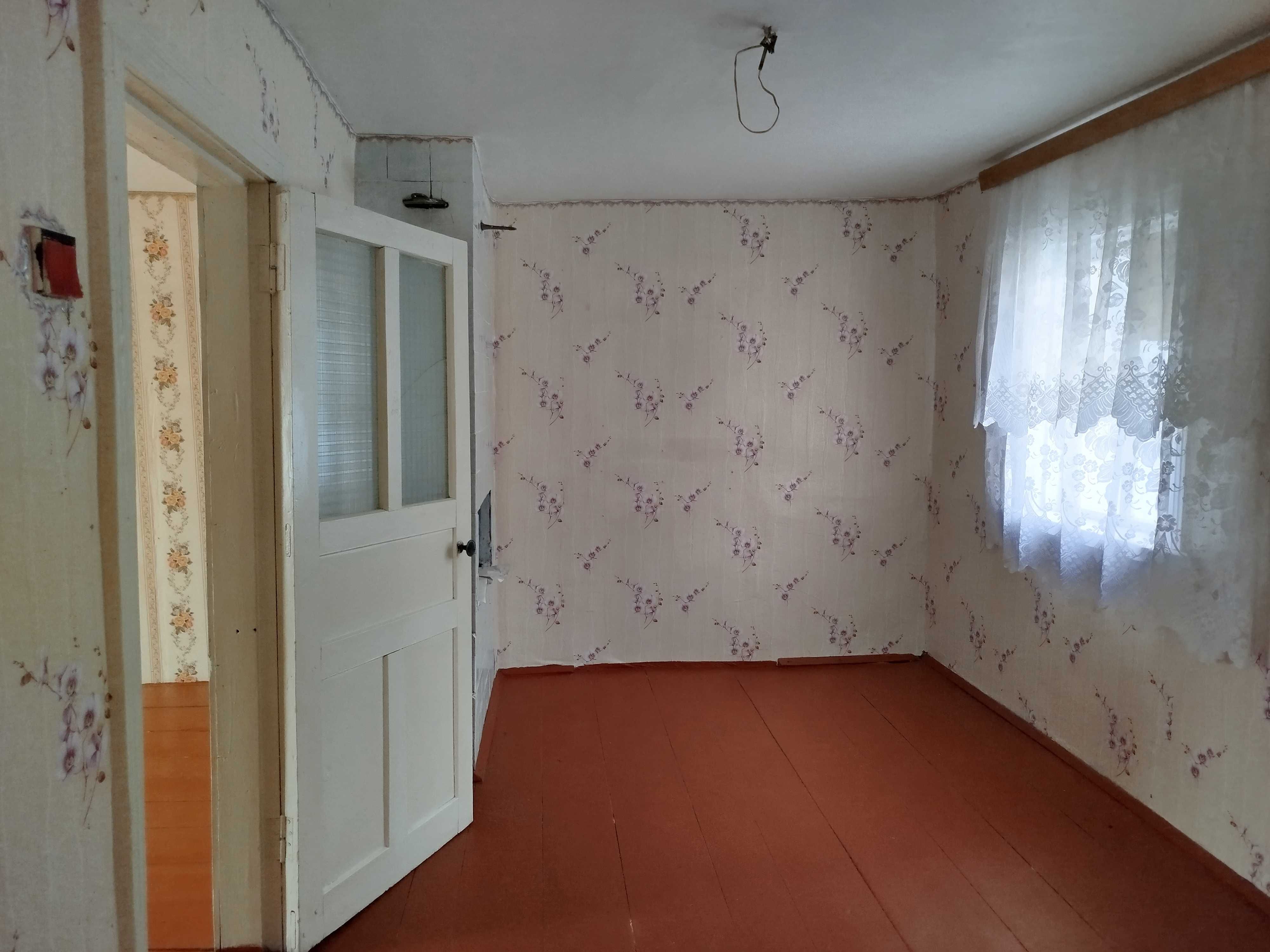 Частина будинку, виділена, окрема адреса, с.Ялцівка Малинського р-ну