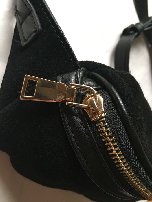 Сумка-бананка Mango з натуральної замші | чорна