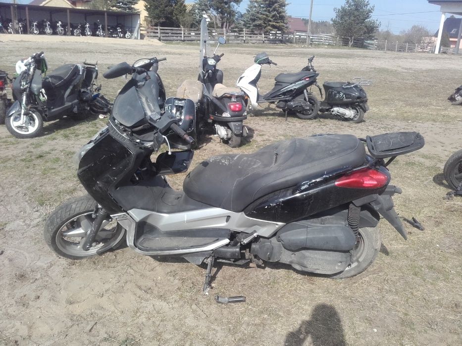 Yamaha xmax125 xmax 125 x-max 125 silnik lagi felga koło lampa części
