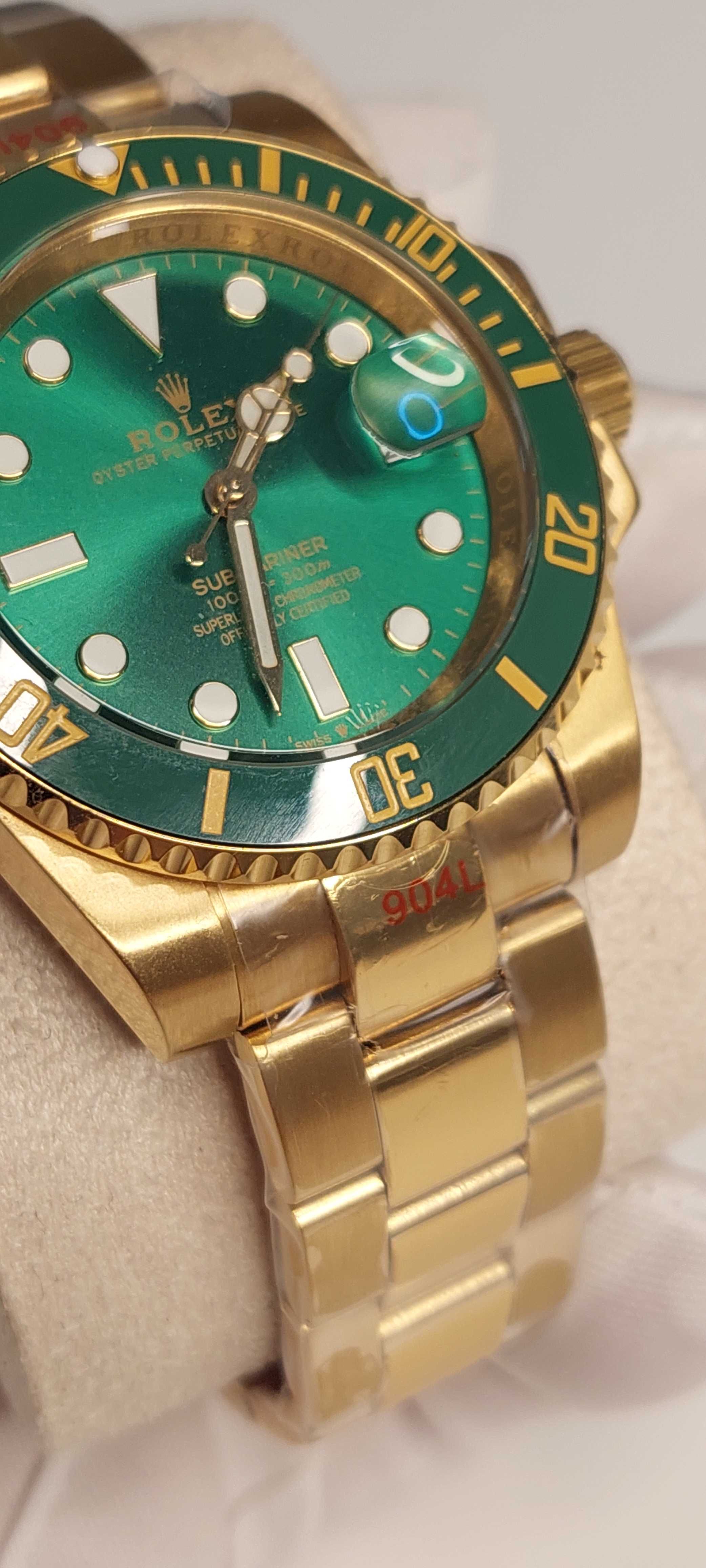 Zegarek Rolex Submariner Date green