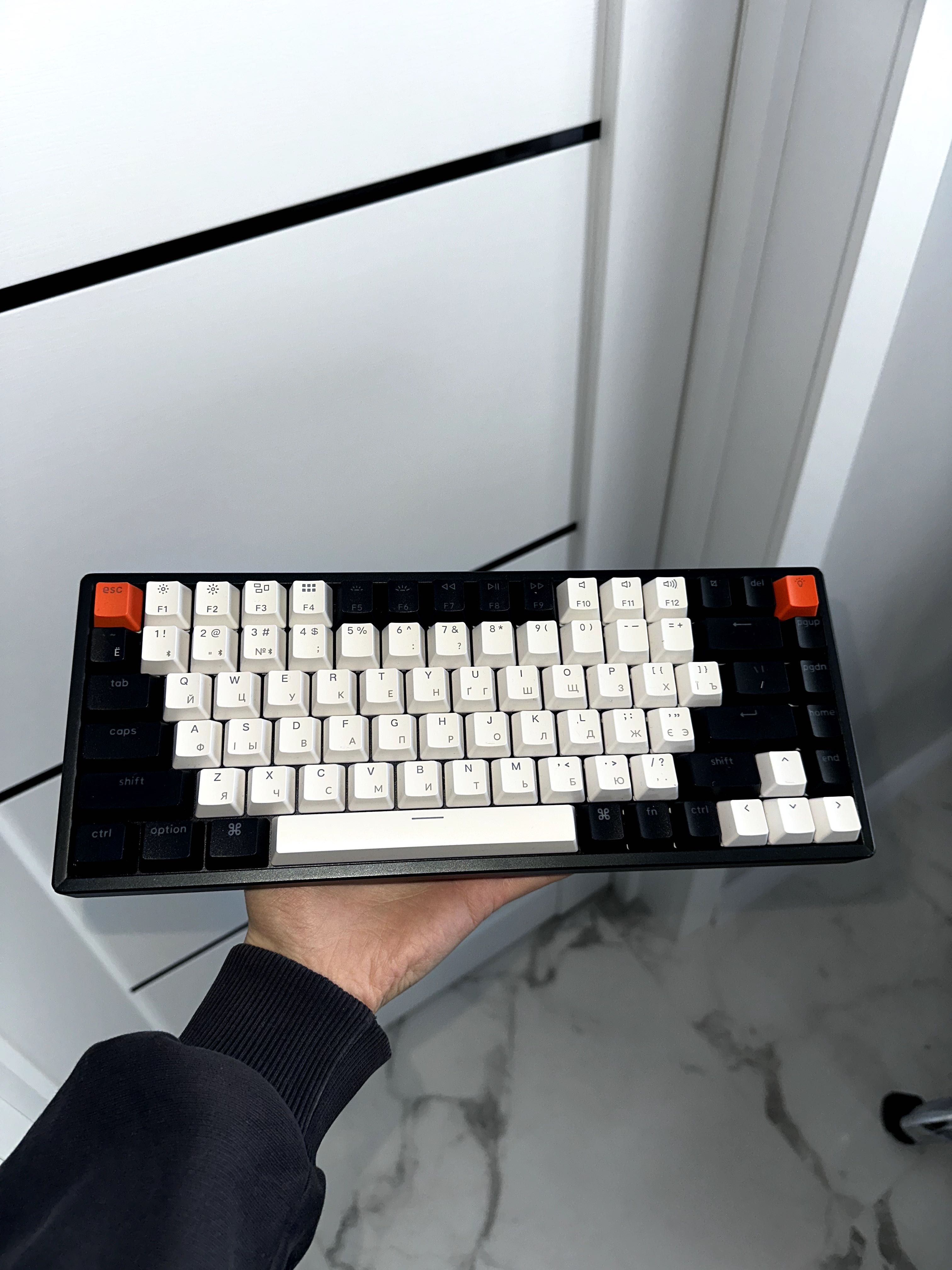 Безпровідна механічна клавіатура Keychron K2 RGB з коричневими свічами