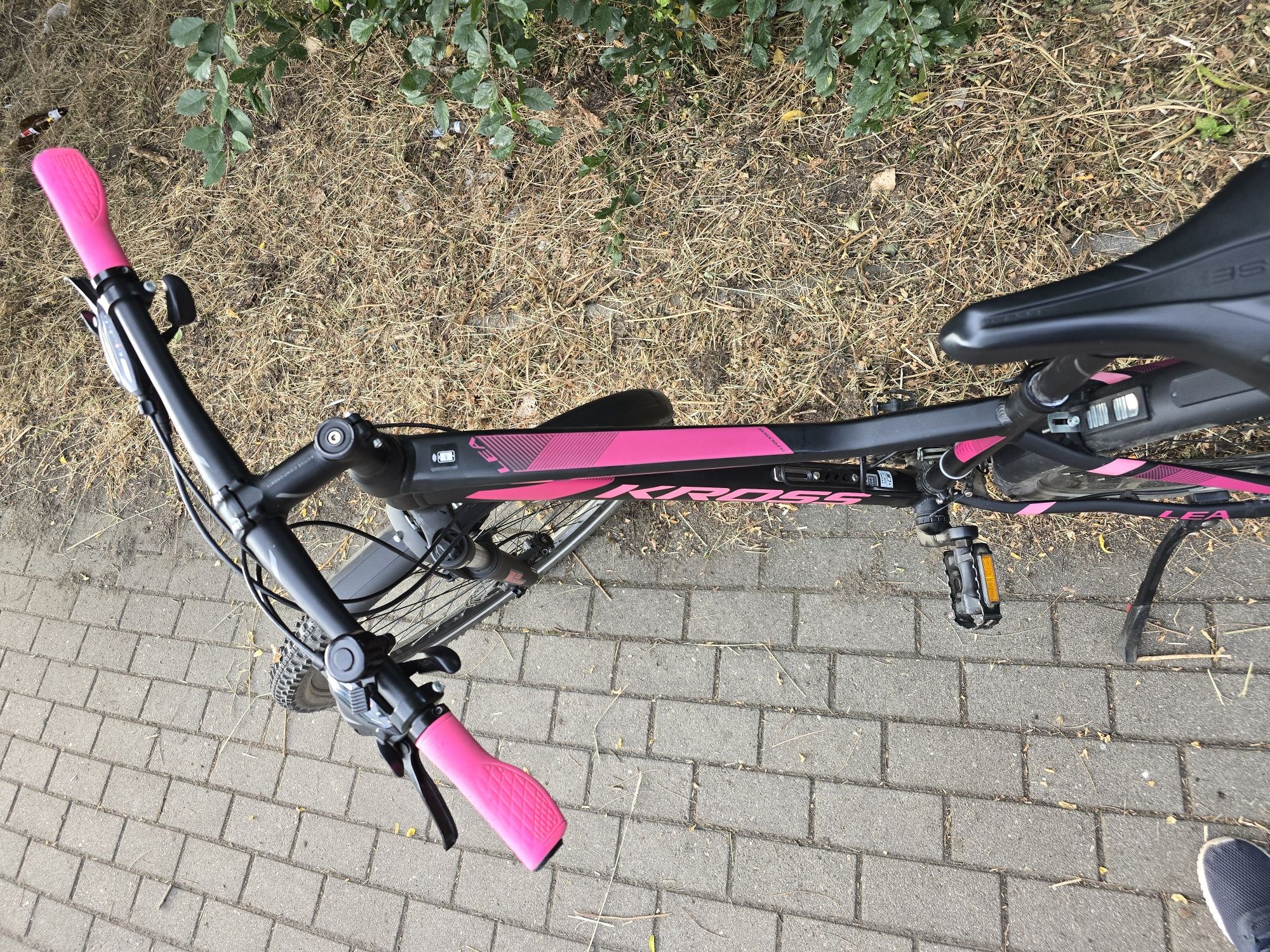 MTB Kross Lea 6.0 damski 3x8, shimano,schwalbe,rok 2023, doinwestowany