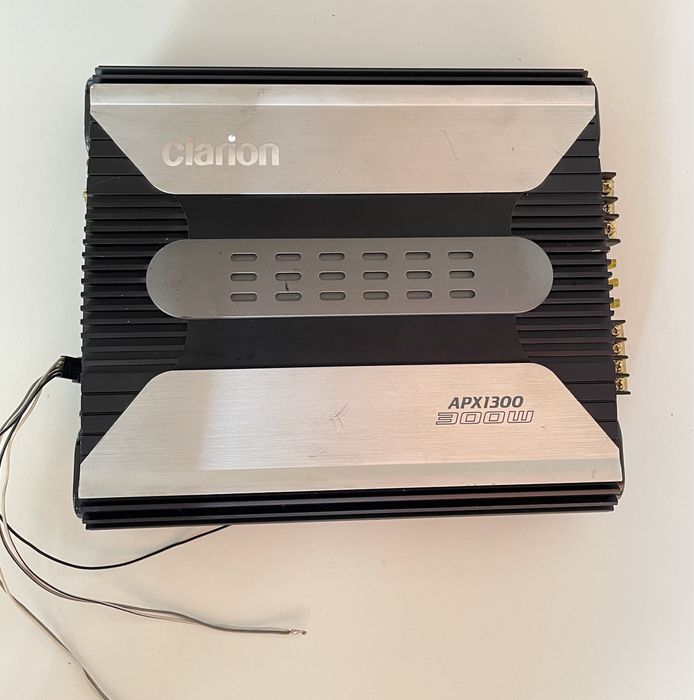 Автомобильный усилитель CLARION APX1300