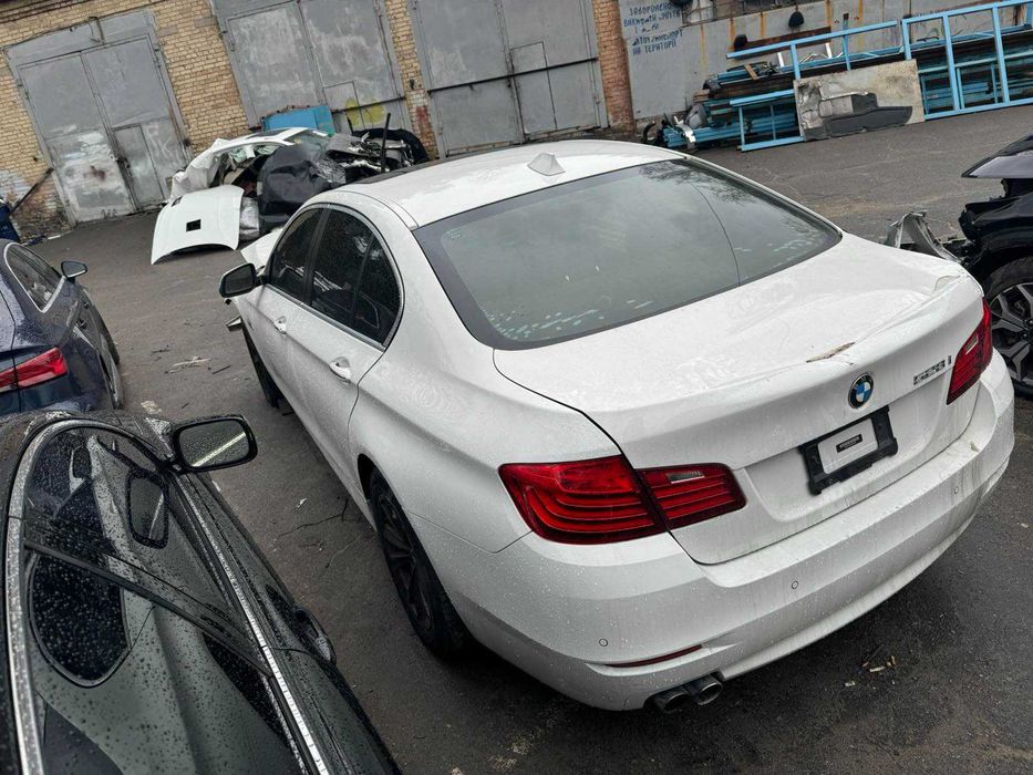 bmw f10 n20  разборка  дверь дверна обшивка карта