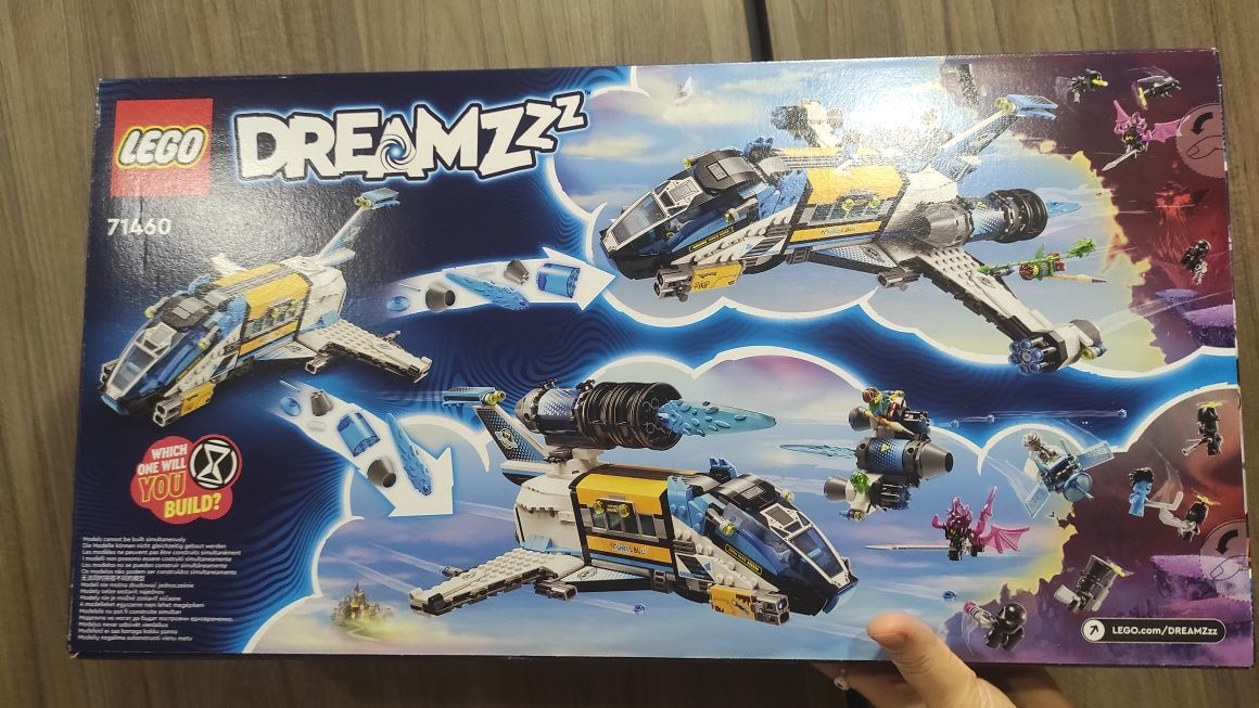 Конструктор LEGO DREAMZzz 71460 Космический автобус господина Оза