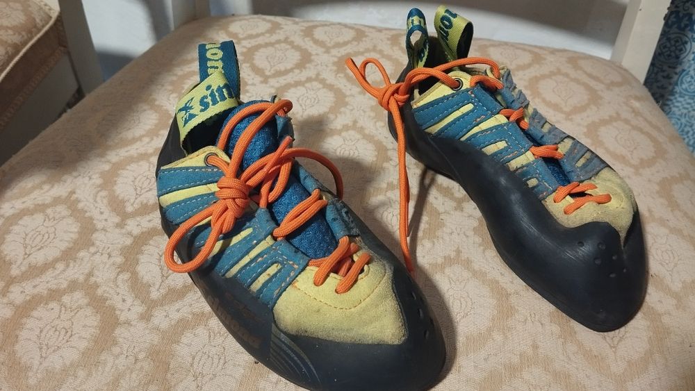 Pés fe gato para escalafa