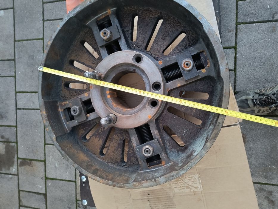 Uchwyt tokarski fi 50cm 4 szczękowy cztero frezarki do drzewa