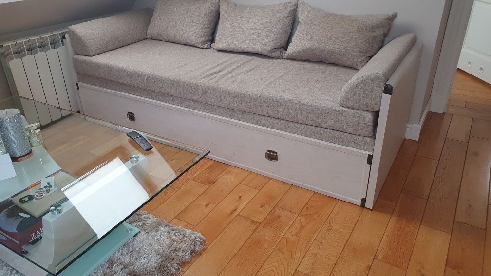 Stylowa sofa rozkladana